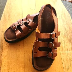 Clarks Springers Sandels Womens Brown Size 8N  New